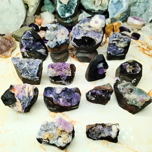 Natural Amethyst Geode Healing Stones  10 Pieces | 1.8kg Total Weight | 10cm Si