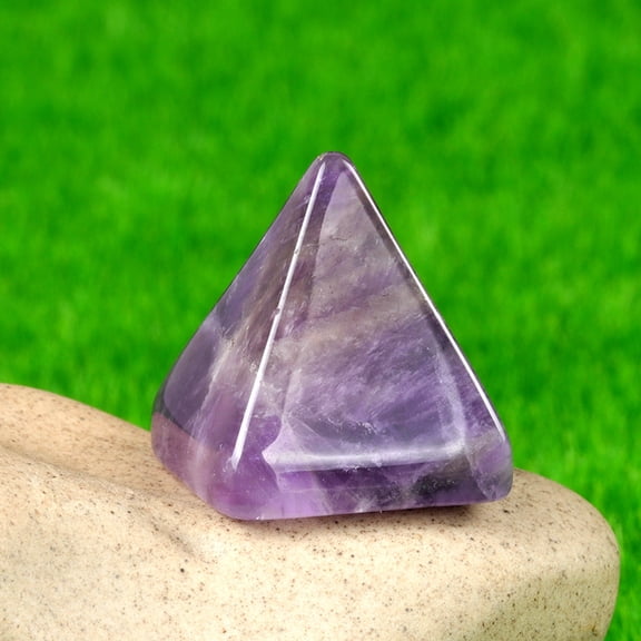Natural Amethyst Healing Pyramid Figurines Reiki Energy Stone Display Decorations 17~20x18~20mm
