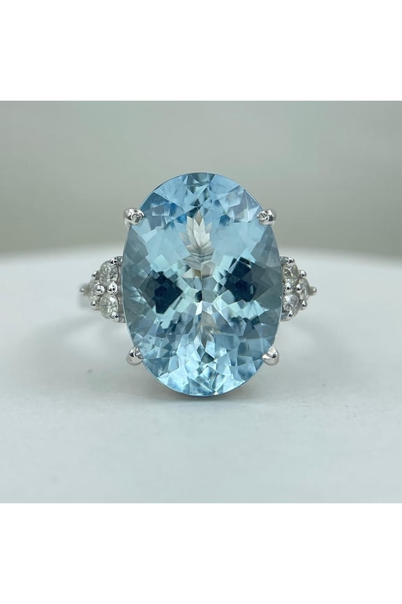 Natural Aquamarine Ring, Stone Ring, March Birthstone Ring, High quality Aquamarine Jewelry, Ocean Inspired Jewelry