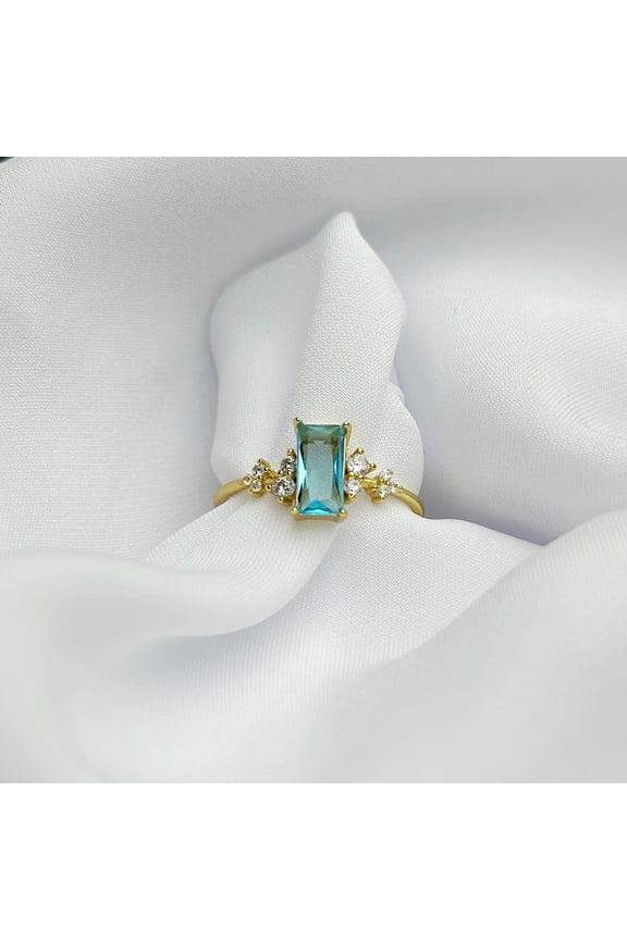Natural Aquamarine Ring, Stone Ring, March Birthstone Ring, High quality Aquamarine Jewelry, Ocean Inspired Jewelry