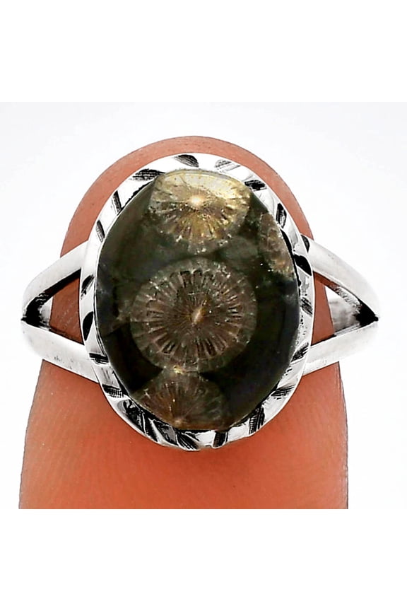 Natural Black Flower Fossil Coral 925 Sterling Silver Ring s.7 Jewelry R-1074 SDR230931