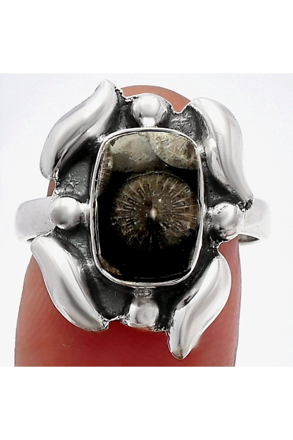 Natural Black Flower Fossil Coral 925 Sterling Silver Ring s.8 Jewelry R-1125 SDR229617