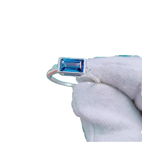 Natural Blue Sapphire Ring, Blue Sapphire Gemstone Ring, September Birthstone, Zircon Ring Women Ring, Gold Micron, 925 Sterling Silver, Cluster Ring, Dainty Minimal Stacking jewelry, Valentine Ring