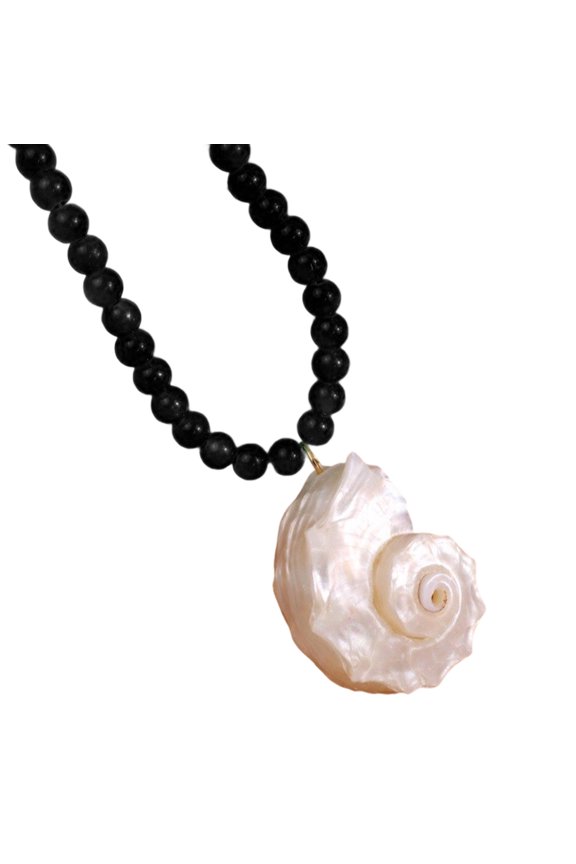 Natural Conch Shell Necklace Handcraft Oceanics Jewelry Portable Beach Accessory for Women and Men