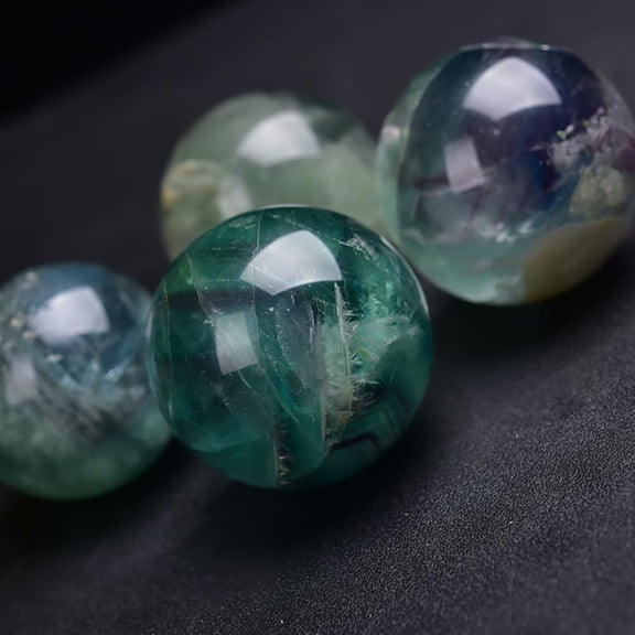 Natural Crystal Ball Polished Ball Decorative Sphere Healing Crystals Ball Healing Stone