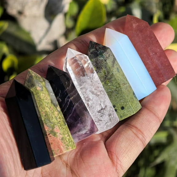 Natural Crystals and Healing Stones Set, 7pcs Crystal Wand Point Tower Obelisk, Chakra Stones, Ball Crystals Set,Amethyst Cluster Sphere Pyramid Selenite Birthday Gifts for Women