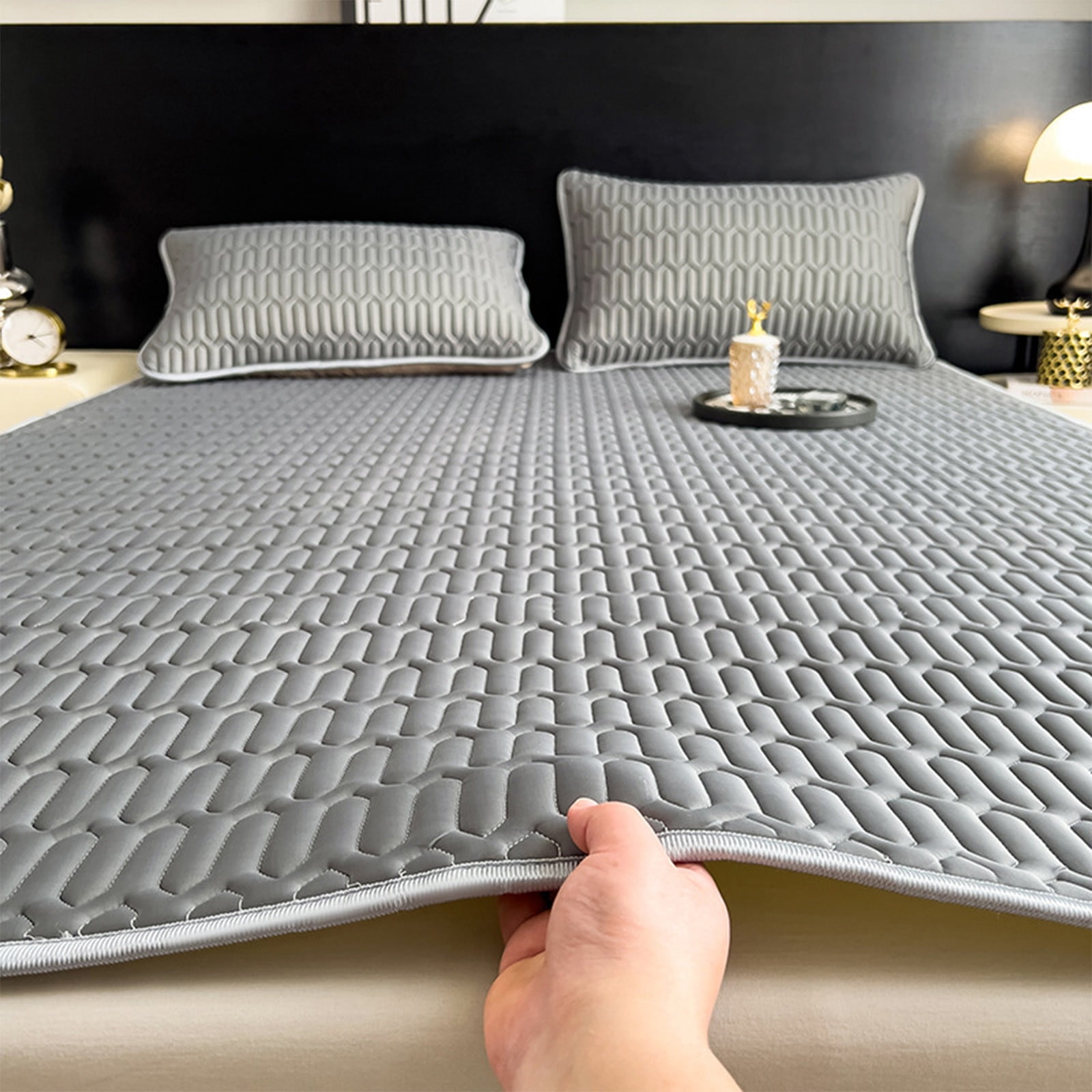 Natural Emulsion Mattress Topper Layer Of Emulsion Foam Breathable ComfortResponsive