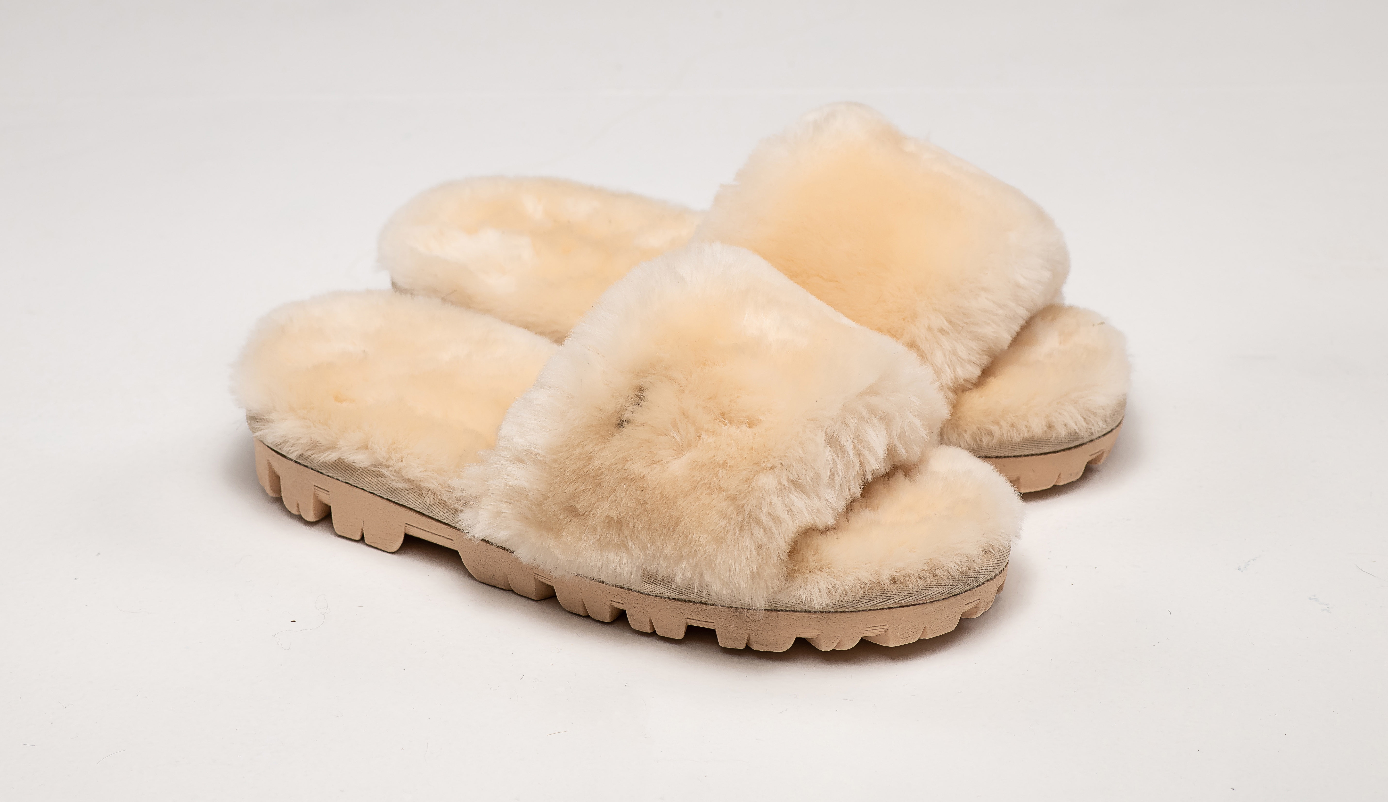 【BAON】Budil Suede Platform Fur Slippers Natural-Fashion-Charlotte-