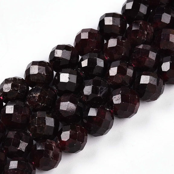 Natural Garnet Beads Strands Round with Faceted 7.5~8mm Hole: 1mm about 23~26pcs/strand 7.36~7.72''(18.7~19.6cm)