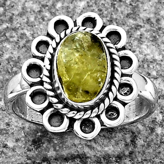 Natural Green Kyanite Rough India 925 Sterling Silver Ring s.6.5 Jewelry R-1256 SDR203357