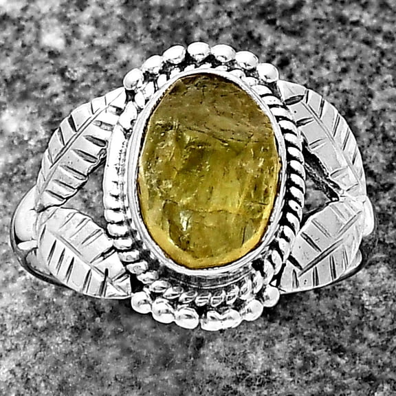 Natural Green Kyanite Rough - India 925 Sterling Silver Ring s.7 Jewelry R-1387 SDR213667