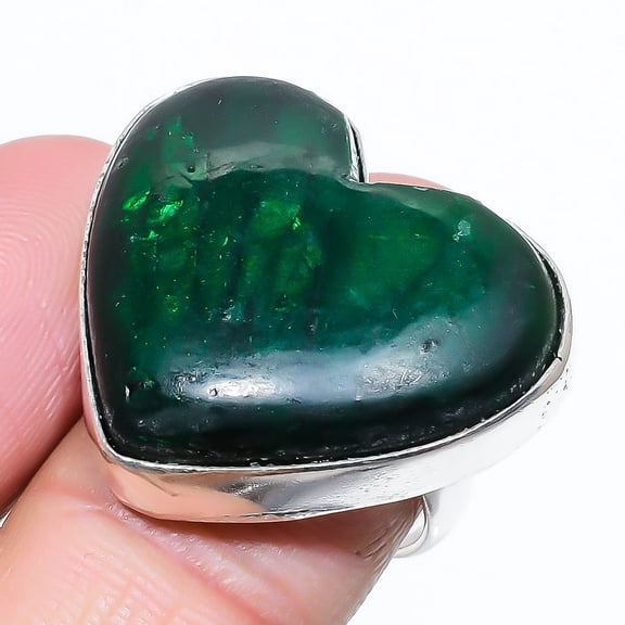 Natural Green Labradorite Gemstone 925 Sterling Silver Ring Size 7.5