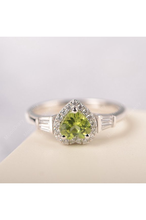 Natural Green Peridot 925 Sterling Silver Ring, Gift for Her, Pukharaj Ring, Birthstone Rings for Women, Gift For Her