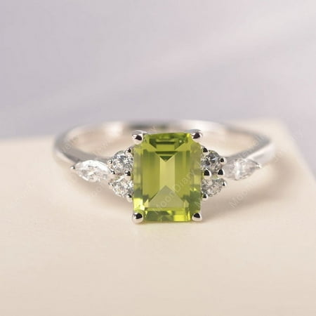 Natural Green Peridot 925 Sterling Silver Ring, Gift for Her, Pukharaj Ring, Birthstone Rings for Women, Gift For Her