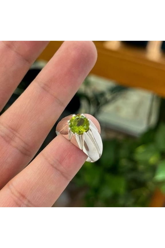 Natural Green Peridot 925 Sterling Silver Ring, Gift for Her, Pukharaj Ring, Birthstone Rings for Women, Gift For Her