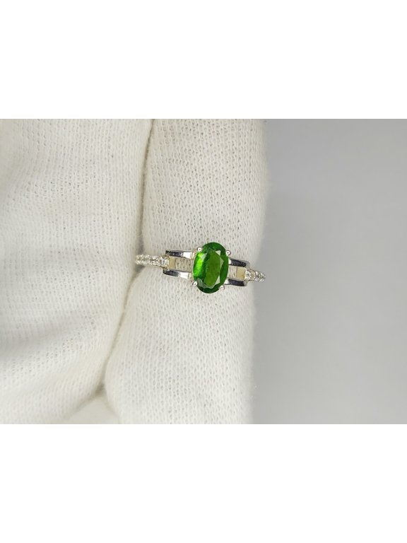 Natural Green Tsavorite Ring for Women | 925 Sterling Silver Oval Gemstone Ring | Elegant Jewelry