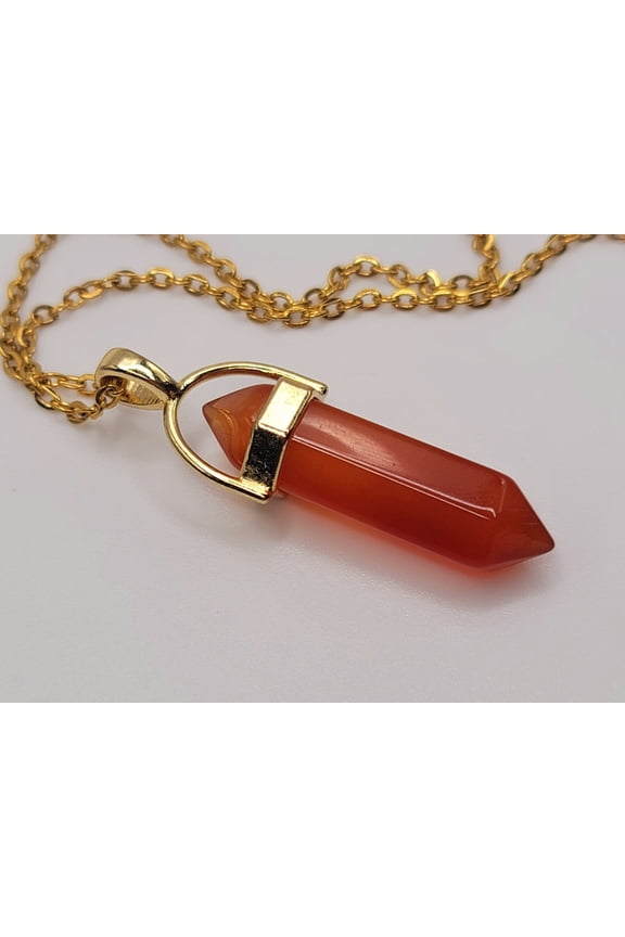 Natural Handmade Crystal Necklace Gold Tone Carnelian Point Necklace
