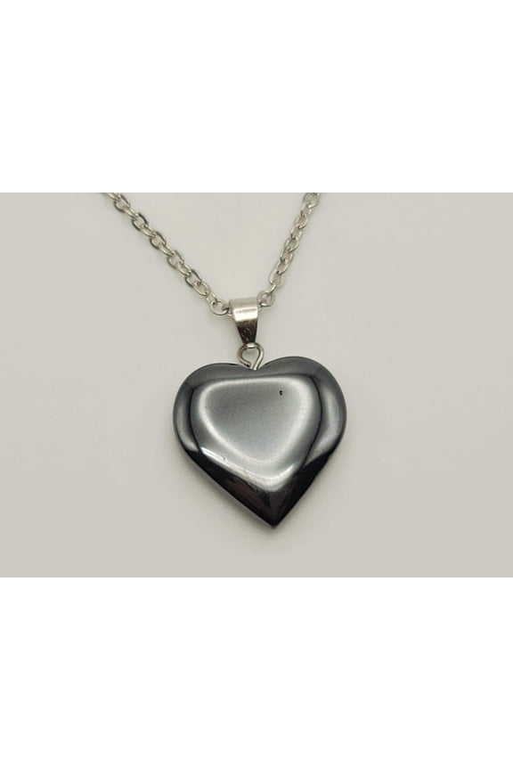 Natural Handmade Crystal Necklace Hematite Heart shaped Necklace