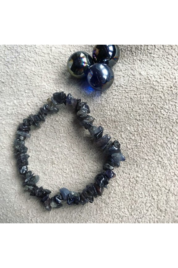 Natural Iolite 6-8mm Nugget Chips Shape Rough Cut Beads Stretchable Bracelet for Men & Women.