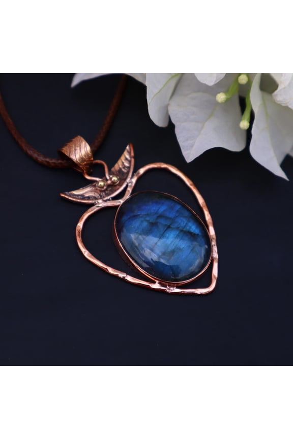 Natural Labradorite Necklace Copper Tone Pendant, Handmade Boho Healing Crystal, Copper Setting, Healing Gemstone Necklace, Boho Jewelry