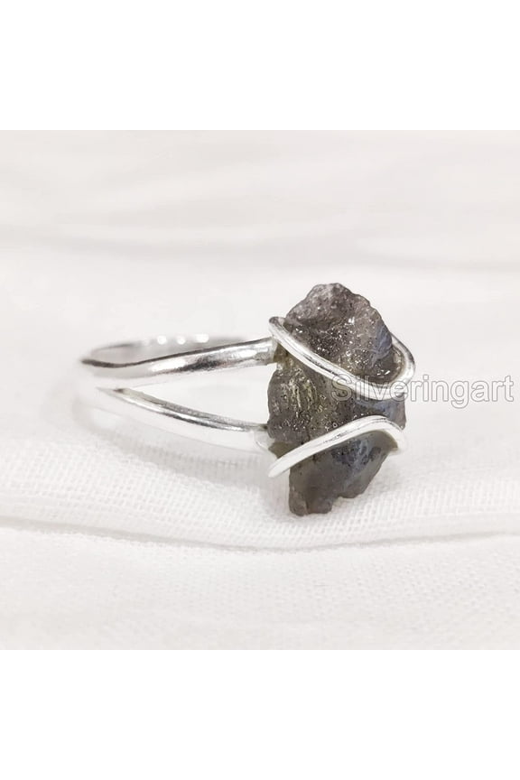 Natural Labradorite Ring, Rough Labra Gemstone Ring, Birthstone, Wire Band, 925 Sterling Silver, Womens Ring, Christmas, Thanksgiving, Handmade, Statement Jewelry, Rough Gemstone Jewelry