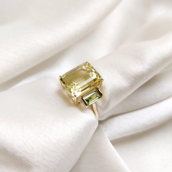 Natural Lemon Quartz & Peridot Ring, 14K Yellow Gold Emerald Cut Gemstone