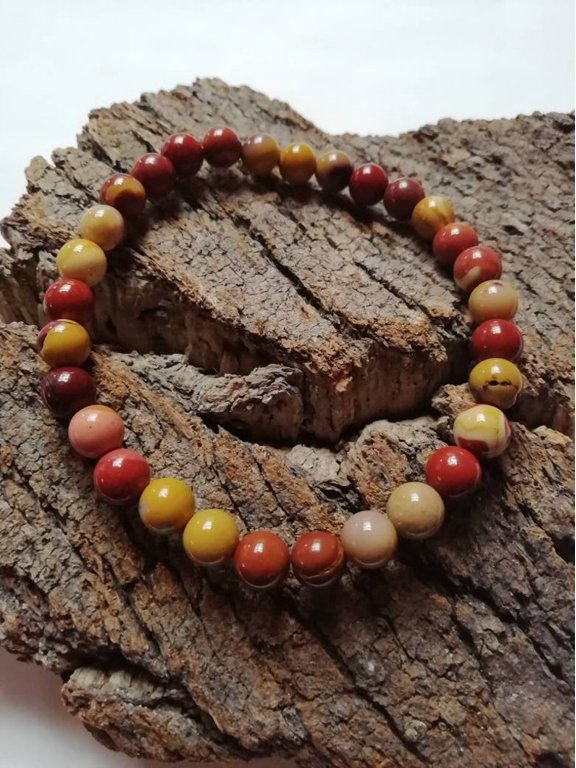 Natural Mookaite 6mm Round Shape Smooth Cut Beads Stretchable Bracelet for Men & Women.