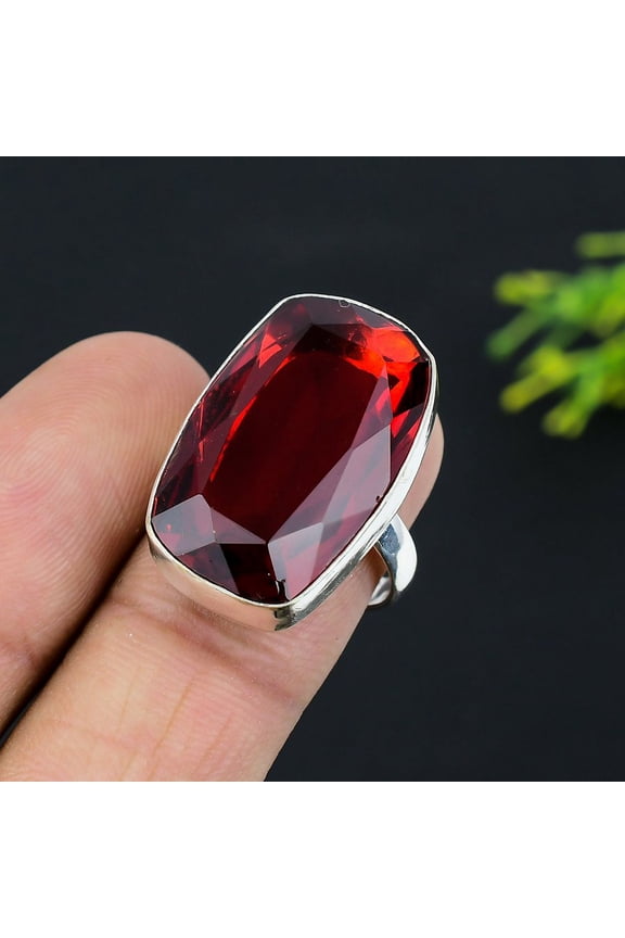 Natural Mozambique Garnet Gemstone 925 Sterling Silver Ring Size 7.5