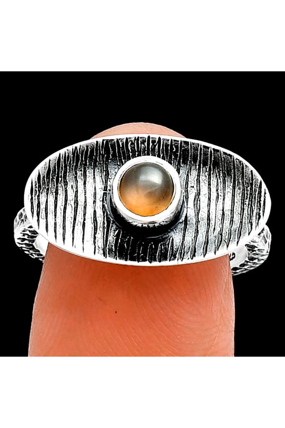 Natural Peach Moonstone 925 Sterling Silver Ring s.8 Jewelry R-1573 SDR244263