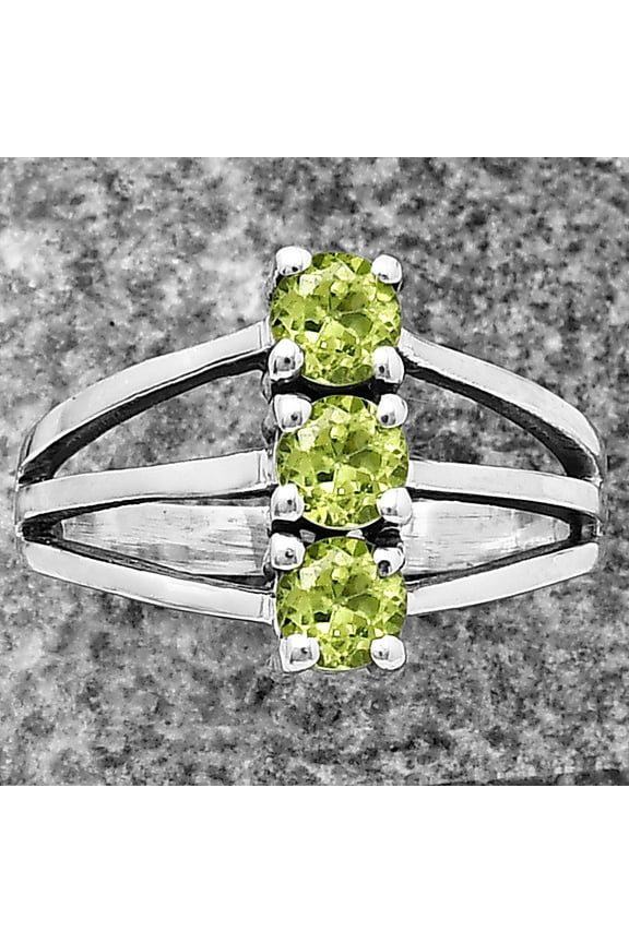 Natural Peridot 925 Sterling Silver Ring s.5 Jewelry DGR1124_A_5 R-1050