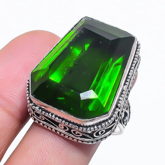 Natural Peridot Gemstone Handmade 925 Sterling Silver Jewelry Ring Size 9.5