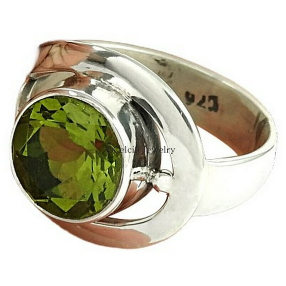 Natural Peridot Green Gemstone Statement Beautiful Wedding Ring For Couples, Unique Giftable Solitaire Proposal Ring, Dainty Ring, Promise Ring, August Birthstone (peridot, Size 7)