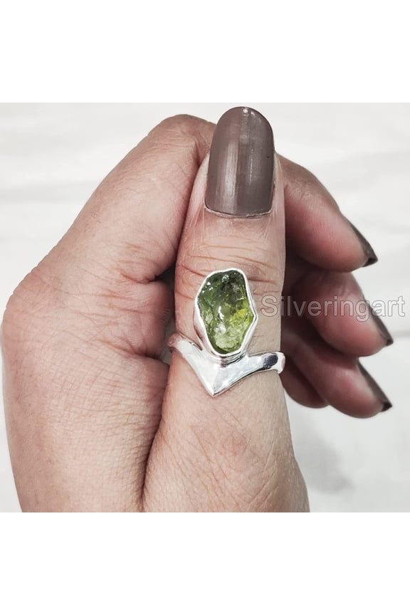 Natural Peridot Ring, Rough Peridot Gemstone Ring, August Birthstone, Crown V Ring, 925 Sterling Silver, Womens Ring, Christmas, Thanksgiving, Handmade, Statement Jewelry, Rough Gemstone Jewelry