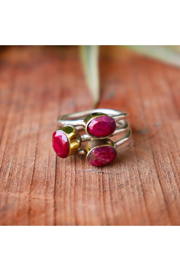 Natural Pink Ruby Gemstone Ring, 925 Sterling Pure Silver Ring, Charm Ring, Healing Crystal Stone Ring, Pink Stone Ring, Split Band Ring,...