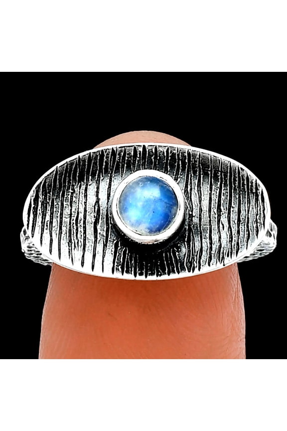 Natural Rainbow Moonstone - India 925 Sterling Silver Ring s.8 Jewelry R-1573 SDR244287