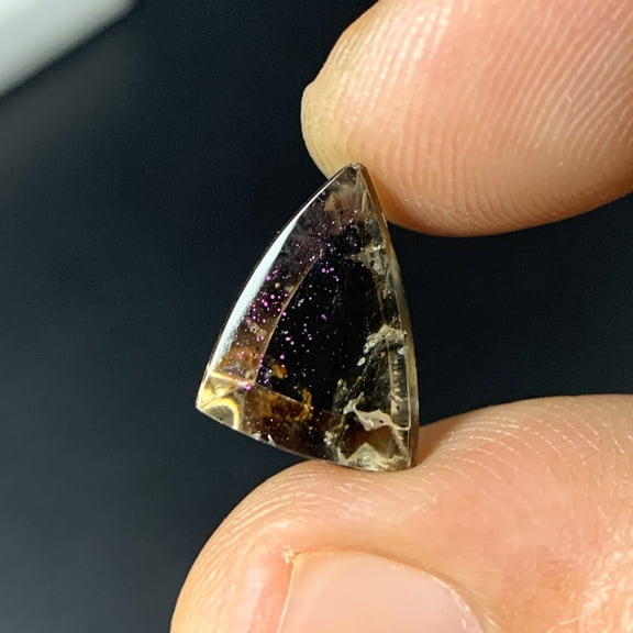 Natural Rare Pink Fire Quartz 4.12 Carat 12.1x9.2 MM Freeform Shape Covellite Quartz Gemstone from Brazil