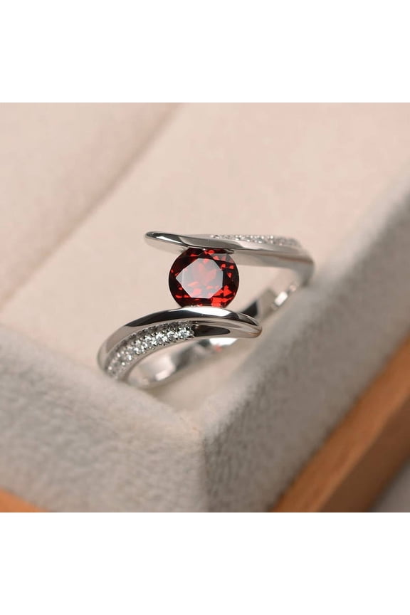 Natural Red Garnet 925 Sterling Silver Ring, Gift for Her, Engagemant Ring, Birthstone Rings for Women, Gift For Her