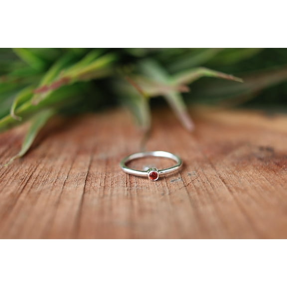 Natural Red Garnet Ring, 925 Sterling Silver Ring, Charm Stone Ring, Handmade Ring, Personalized Gift, Pure Silver Band Ring, Gemstone Ring