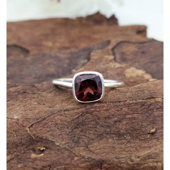 Natural Red Garnet Solitaire Ring-Natural Red Cushion Gemstone Ring-Garnet Promise Ring-925 Solid Sterling Silver Jewelry Handmade Ring