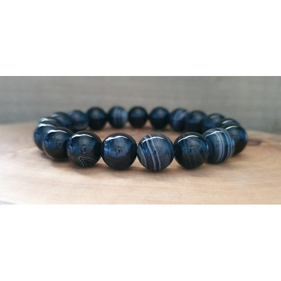 Natural Sardonyx 10mm Round Shape Smooth Cut Beads Stretchable Bracelet for Men & Women.