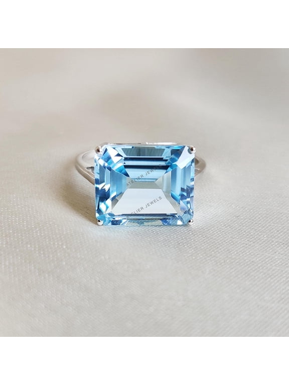 Natural Sky Blue Topaz Ring, 14K Solid White Gold Topaz Ring, December Birthstone Ring, Dainty Ring, Christmas Present, Blue Topaz Jewelry