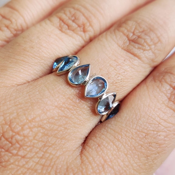 Natural Swiss Blue Topaz Ring, 14K Solid White Gold Ring, December Birthstone, Bezel Ring, Infinity Rings, Christmas Gift, Topaz Jewelry