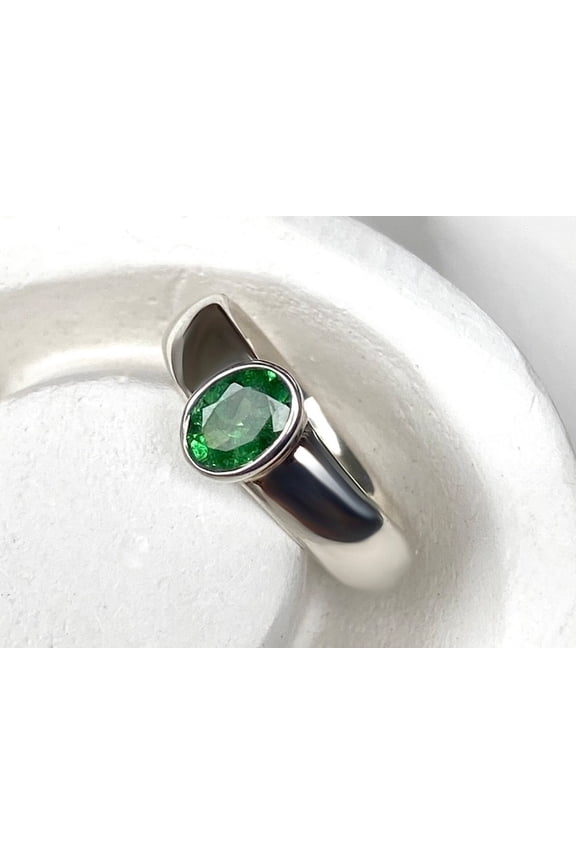 Natural Tsavorite Engagement Ring Natural Tsavorite Ring, Green Gemstone ring, Alternative Engagement ring, Green Garnet ring