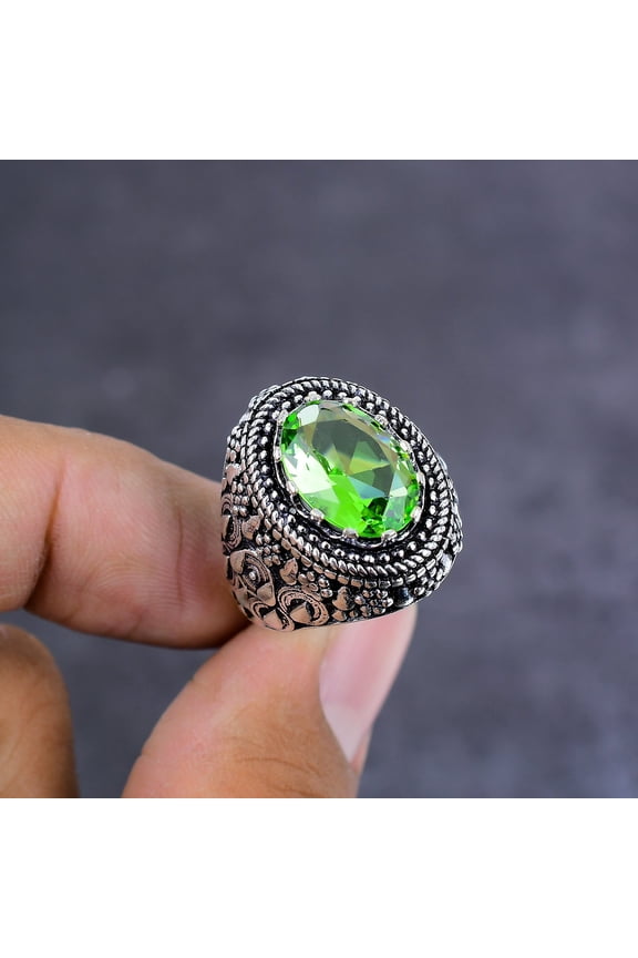 Natural Tsavorite Gemstone Handmade 925 Sterling Silver Jewelry Ring Size 8