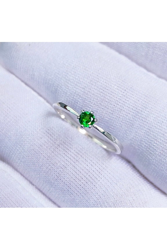 Natural Tsavorite ring, round cut tsavorite ring, 925 sterling silver ring, Tsavorite garnet ring, green garnet ring, Tsavorite band ring