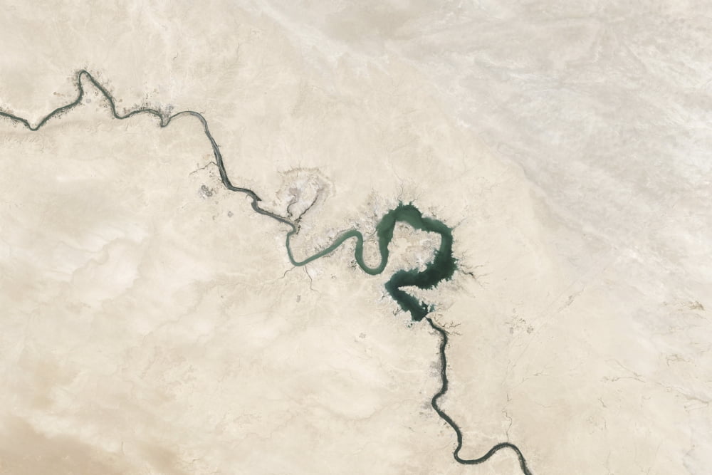 Natural color image of Qadisiyah Reservoir in Iraq Canvas Art - Stocktrek Images (35 x 23)