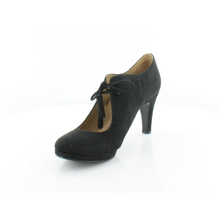 Naturalizer paxton platform pump clearance