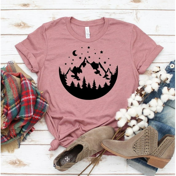 Nature T-shirt Camping Shirts Wanderer Gift Travel Tee Women's Hiking Shirt Forest Tshirt Outdoor Top