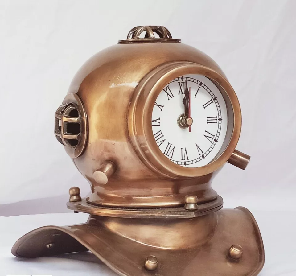 Nautical Mini Diving helmet Clock Scuba US Navy V Mark Diver Helmet ...
