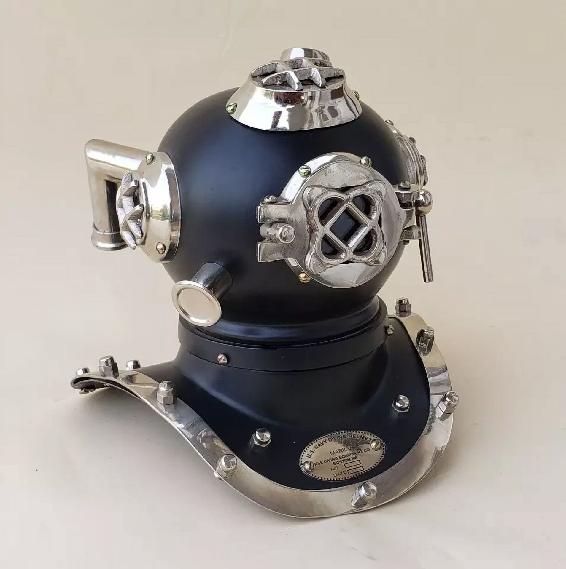 Nautical Mini Diving helmet Clock Scuba US Navy V Mark Divers Helmet ...